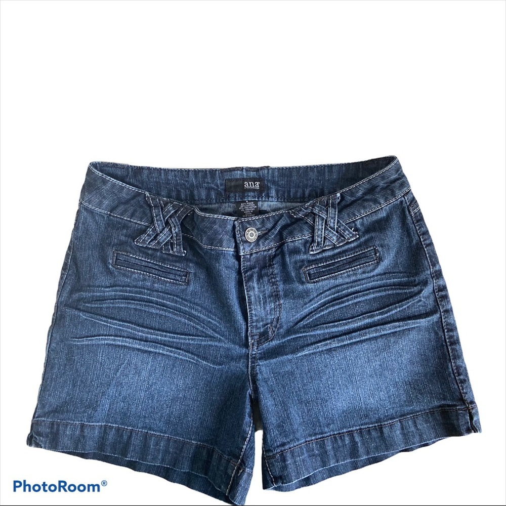 Anna Denim Dark Wash  Short X Pockets Size